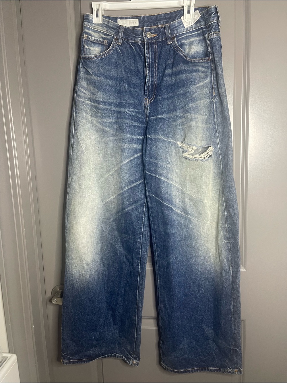 Zara Blue Washed Relaxed super Wide-Leg Jeans distressed